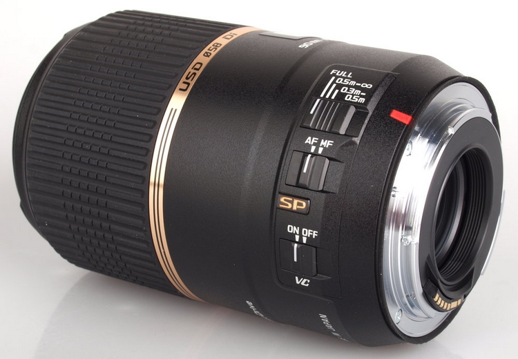 Tamron SP 90 mm ƒ/2.8 Di VC USD Macro 1:1