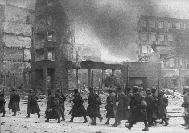 Фотовыставка к 70-летию Сталинградской битвы, фото сталинградской битвы, Мультимедиа Арт Музей 